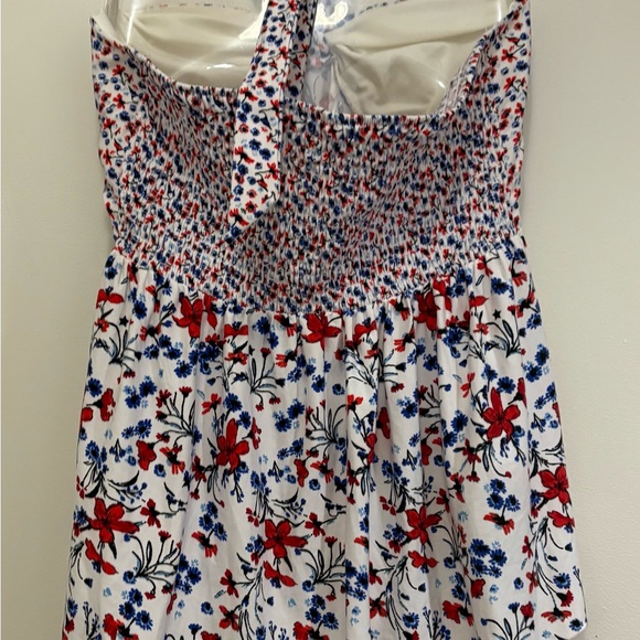 No Boundaries Red and Blue Floral Tank Top - Picture 5 of 7